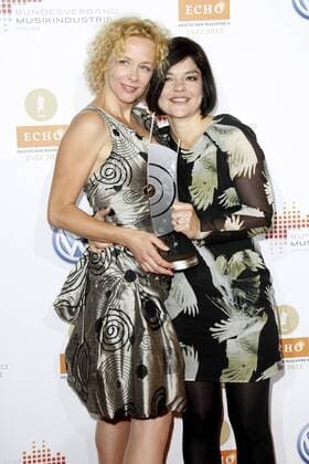 Katja Riemann, Jasmin Tabatabai Verleihung des Musikpreises Echo Jazz 2012 in der Gläsernen Manufaktur von Volkswagen, Dresden Foto:xR.xHardex xFuturexImage