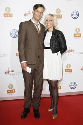 Fabian Kerner mit Annika Kunath Verleihung des Musikpreises Echo Jazz 2012 in der Gläsernen Manufaktur von Volkswagen, Dresden Foto:xR.xHardex xFuturexImage
