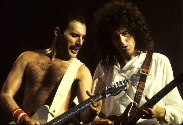 Freddie Mercury, Brian May (Queen) Queen Konzert der Works -Tour in der Londoner Wembley Arena Foto:xR.xKeuntjex xFuturexImage
