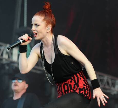 ITAR-TASS: SAMARA REGION, RUSSIA. JUNE 11, 2012. Garbage vocalist Shirley Manson performs at the 4th annual music festival Rock over the Volga , at Petra-Dubrava village.  RE100D37