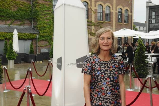 Kamerafrau Judith Kaufmann wurde mit dem begehrten Ehrenpreis des Kuratoriums ausgezeichnet am 16.06.2012 wurden in Köln zehn Kameramänner und -frauen, Cutterinnen und Cutter mit dem DEUTSCHEN KAMERAPREIS 2012 für ihre herausragenden Leistungen in Bildgestaltung und Schnitt geehrt. Darüber hinaus wurden zwei mit jeweils 5.000 Euro dotierte Förderpreise sowie Internet- Preise für junge Talente vergeben. Für ihre richtungsweisende Arbeit wurde die Kamerafrau Judith Kaufmann mit dem begehrten Ehrenpreis des Kuratoriums ausgezeichnet.