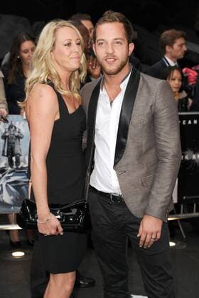 Europapremiere von The Dark Knight Rises im Odeon Leicester Square, London James Morrison mit Begleitung 