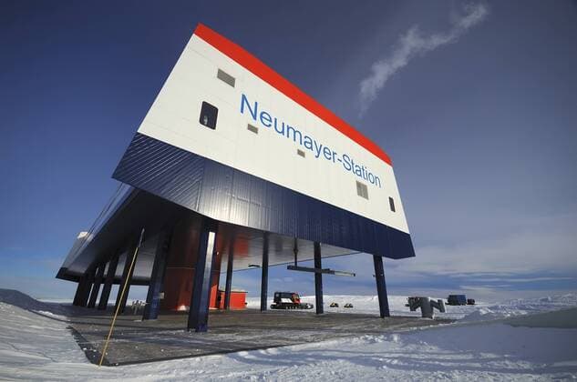 deutsche Antarktis-Forschungsstation Neumayer 3, Antarktis German Antarctic research station Neumayer 3, Antarctica BLWS311163