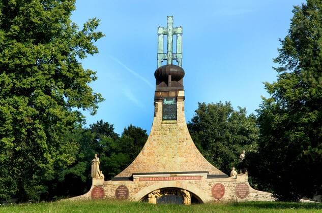 Monument des Friedens Prace bei Bruenn, Schlacht bei Austerlitz, Tschechien the Cairn of Peace, Prace near Brno, battle memorial, Czech Republic BLWS288346