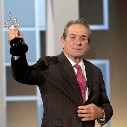 Tommy Lee Jones receives Donostia Award, San Sebastian Actor Tommy Lee Jones receives the Donostia Lifetime Achievement Award at the Kursaal Palace during the 60th San Sebastian International Film Festival on September 28, 2012 in San Sebastian, Spain Foto:xDyDxFotografosx xFuturexImage
