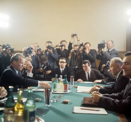 Moskauer Vertrag wird unterzeichnet, 50. Jahrestag am 12. August Moscow. USSR. Kremlin. Chairman of the Council of Ministers of the USSR Alexei Kosygin and Chancellor of Germany Willy Brandt are pictured at negotiations.  Aufmacher TASS_1404433