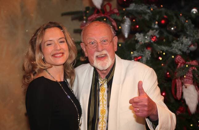 Roger WHITTAKER und Tochter JESSICA - Die Weihnachts-Wunder-Show aus dem Europa-Park Rust, 06.11.2012.