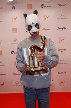 Preisträger Cro bei der Bambi Verleihung 2012 am 22.11.2012 in Düsseldorf Bambi Verleihung 2012 in Duesseldorf - Gewinner Preistraeger 