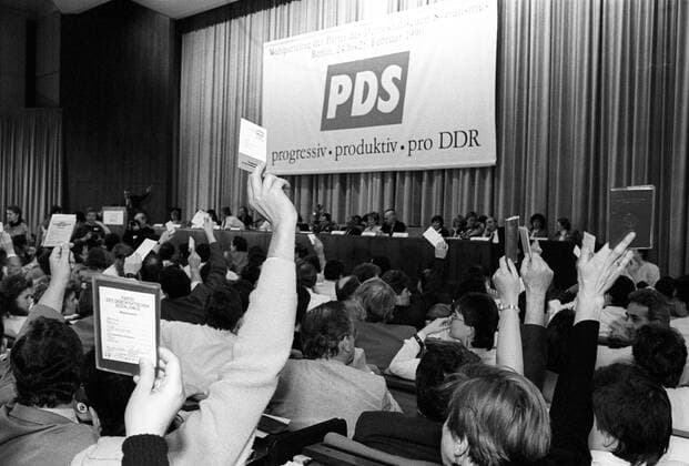 Erster Parteitag der Partei des Demokratischen Sozialismus (PDS) in Ost-Berlin