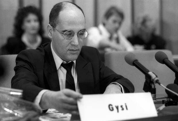 Gregor Gysi - Erster Parteitag der Partei des Demokratischen Sozialismus (PDS) in Ost-Berlin