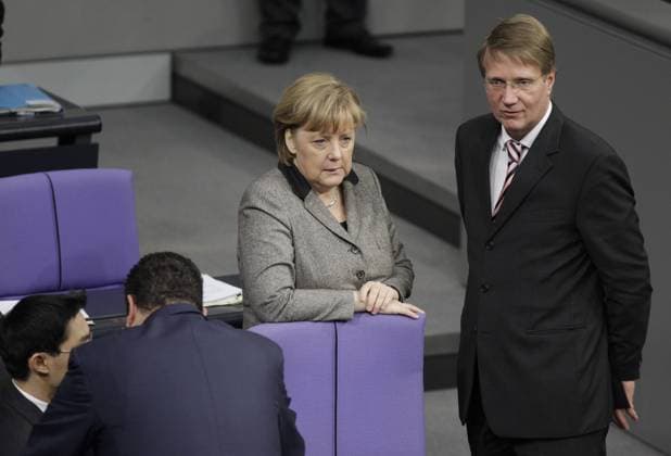 Berlin, Bundestag, Debatte 50 Jahre Elysee-Vertrag, Foto: Bundeskanzlerin Angela Merkel, Ronald Pofalla, CDU CSU
