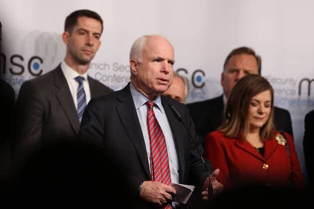 John McCain, Senator, Vereinigte Staaten von Amerika, USA, ehemaliger Präsidentschaftskandidat, Oppositonsführer im Verteidigungsausschuss während der 49. Münchner Sicherheitskonferenz 2013.