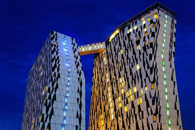 Das Bella Sky Comwell Hotel in Oerestaden, Kopenhagen, Dänemark, Europa iblkip02429774.jpg