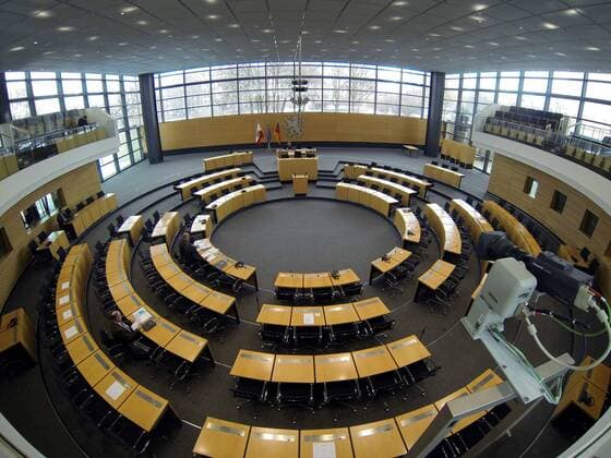 Erfurt, 20.03.2013 112. Plenarsitzung im Thüringer Landtag Der leere Plenarsaal vor Sitzungsbeginn