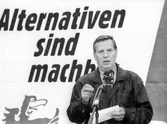 Landtagswahlen in Brandenburg 1994, Wahlkampf der PDS in Frankfurt Oder: Parteivorsitzender Lothar Bisky (Deutschland PDS)