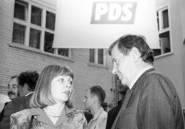 Wahlabend zur Europawahl 1994 in Berlin: Parteivorsitzender Lothar Bisky und Sylvia Yvonne Kaufmann (beide Deutschland PDS)