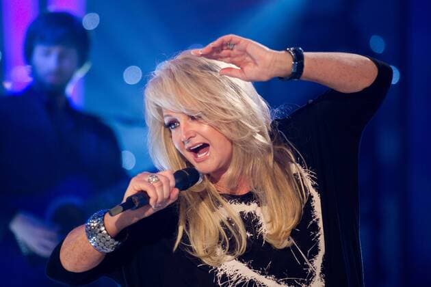 Sängerin Bonnie Tyler (GBR) - MDR Liveshow Inka Bause Live aus der Sporthalle des Berufsbildenden Schulen Conrad Tack in Burg - Fotografiert am 19.04.2013