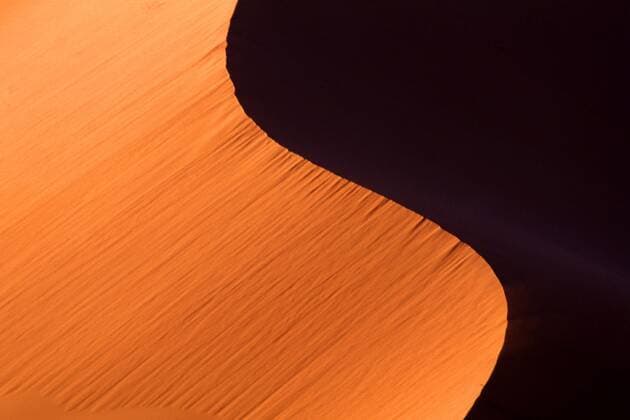 d: Geographie, Reisen, Afrika, Namibia, Duenenlandschaft bei Sossusvlei, Wolken, blauer Himmel, Sandddünen, e: Geography, Travel, Africa, Namib Desert, Sand Dunes, Dünen, Scenery bei Sossusvlei, Cloudys, blue Sky, - McPHOTOx xSkorski