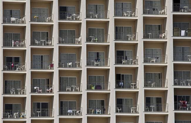  Hotelfassade, Cala Romaguera, Mallorca, Majorca, Balearen, Spanien, Europa ibljmz03107582.jpg
