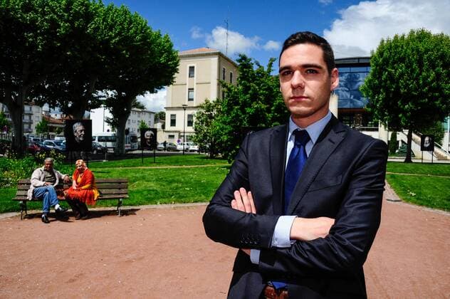 Etienne BOUSQUET CASSAGNE candidat du FN a Villeneuve sur Lot NEWS : Etienne BOUSQUET CASSAGNE candidat du Front National aux prochaines elections legislatives a Villeneuve sur Lot - 16 05 2013 ThierryBreton Panoramic 
