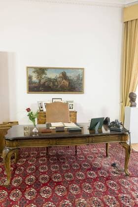 Adenauer Zimmer im Palais Schaumburg am Tag der offenen Tür in der Villa Hammerschmidt und dem Palais Schaumburg. Bonn, 29.06.2013 Foto:xJ.xZumbuschx xFuturexImage