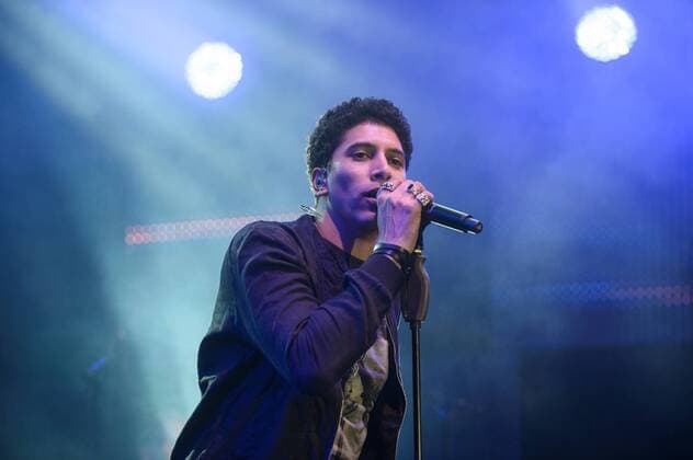 Ludwigslust, 29. Juni 2013 - Andreas Bourani bei einem Konzert im Rahmen der NDR Sommertour 2013 in Ludwigslust