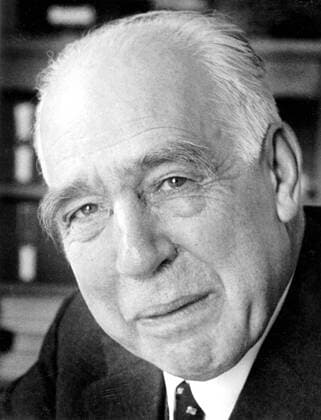 Professor Niels Bohr UnitedArchives00265657 