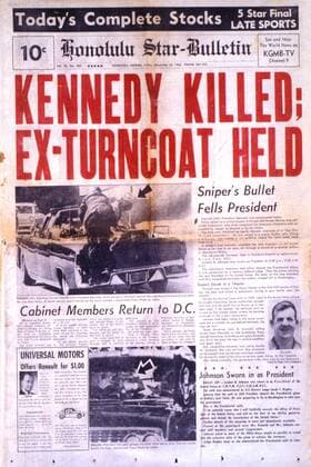 John F Kennedy assassination headline November 1963, Zeitung, Titelseite, Schlagzeile, Tageszeitung UnitedArchives00310905 