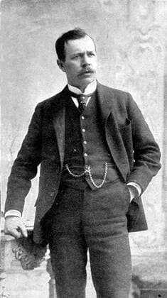 Mr C E Borchgrevink leader of the Antarctic Expedition 1898 UnitedArchives00343177 
