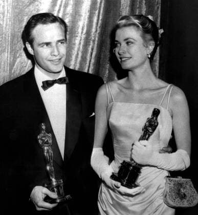 27th Academy Awards Oscar for Marlon Brando, in the On the Waterfront UnitedArchives00506722 