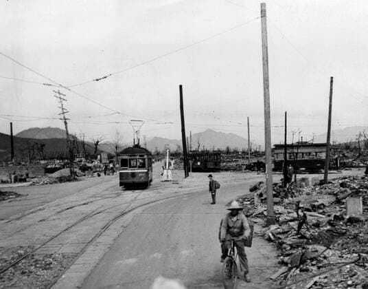 IMAGO History, Zweiter Weltkrieg: 1939 - 1945 WW2: Atomic bomb damage to Hiroshima. Bomb dropped by the USA on August 6th 1945. UnitedArchives00922322 