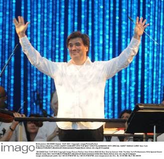 Alan Gilbert MLB ALL STAR CHARITY CONCERT WITH THE NEW YORK PHILHARMONIC WITH SPECIAL GUEST MARIAH CAREY New York  NYPix PicturePerfect