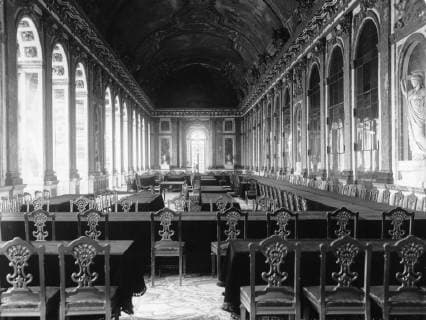 La Galerie des Glaces at Versailles where the Treaty was signed 1919  UnitedArchives00939804
