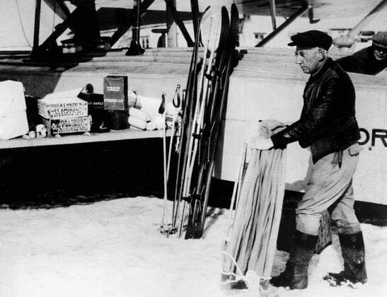 Amundsen - Ellsworth Polar flight Amundsen supervising the loading of food supplies and marching equipment just before the start 17th June 1925 Amundsen, Roald Engelbregt Gravning Norwegian Arctic and Antarctic explorer; led 1st expedition successfully to reach South Pole 1911; with Lincoln Ellsworth and Umberto Nobile, led 1st successful expedition to fly over North Pole 1926; disappeared while attempting to rescue Umberto Nobile after Nobile s failed mission in Arctic _1872-1928  UnitedArchives00955969