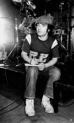 Early 1980s photo of ACDC frontman, Brian Johnson, who replaced original singer, Bon Scott in 1979, after the latter s death.  UnitedArchives00956449