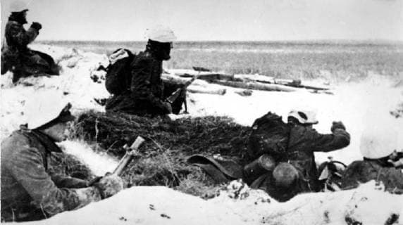 IMAGO History, Zweiter Weltkrieg: 1939 - 1945 German troops in Stalingrad December 1942  UnitedArchives01013031