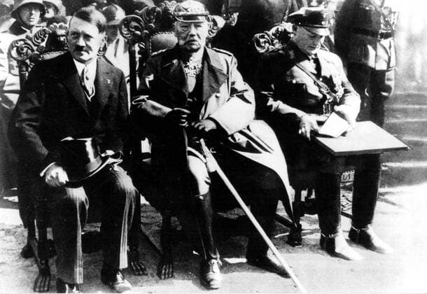 President Von Hindenburg (Centre) with Hitler and Georing Hitler, Adolf (Der Fuhrer) German (Austrian-born) Nazi dictator, orator, and politician; 1933 Hitler, Adolf (Der Fuhrer) German (Austrian-born) Nazi dictator, orator, and politician; Hindenburg, Paul Anton Hans Ludwig von Beneckendorff und von German general and politician; president of Germany 1925-1934; appointed Adolf Hitler chancellor _1847-1934 Goering, Hermann Wilhelm (also Hermann Wilhelm Goring) German Nazi marshal and politician; founded Gestapo; suicide _1893-1946 , Führer, Deutschland, Kanzler, Reichskanzler, Bundeskanzler UnitedArchives01013415