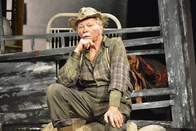 Uwe Friedrichsen in LENGEN NA LEEV (Ein Mond für die Beladenen) (Sehnsucht nach Liebe) von Eugene ONeill, Plattdeutsch von Hartmut Cyriacks und Peter Nissen, Fotoprobe im Ohnsorg Theater, Spielzeit vom 13. Oktober bis zum 15. November 2013, Hamburg 10. 10. 2013