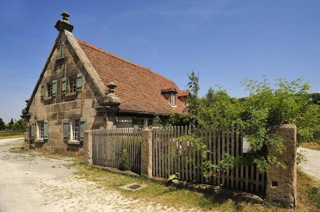  Kleinbauernhof, erbaut 1670, Fränkisches Freilandmuseum Bad Windsheim, Bad Windsheim, Mittelfranken, Bayern, Deutschland, Europa iblmzc03774195.jpg