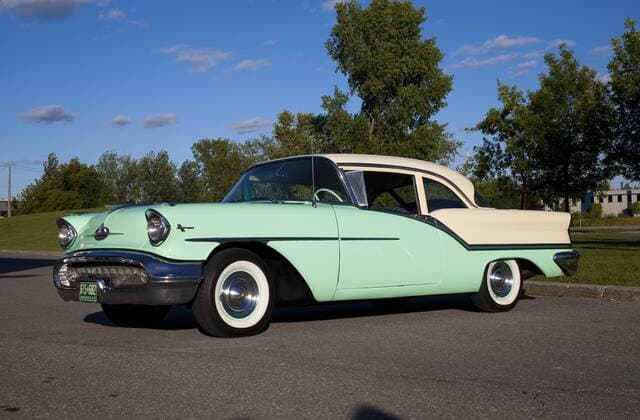 Oldsmobile, Baujahr 1957, Magog, Quebec, Kanada, Nordamerika ibldch03778101.jpg