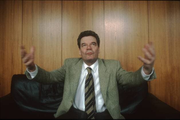 Joachim Gauck Deutschland, Berlin, 16.03.1995, der Beauftragte für die Stasi - Unterlagen Joachim Gauck in der Behörde in der Glinkastrasse, Â form:port