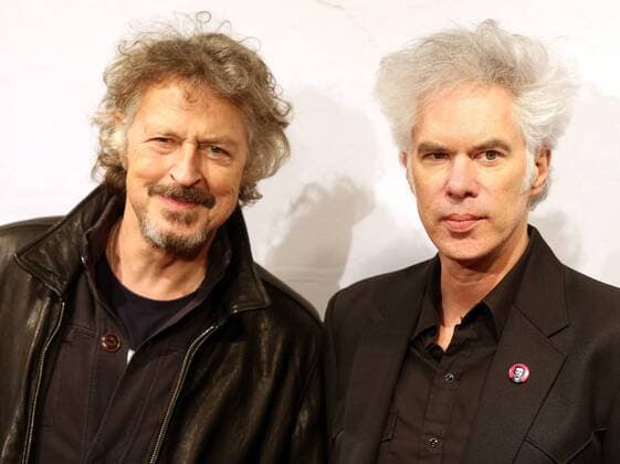 Wolfgang Niedecken (L), Sänger der Gruppe BAP, und Regisseur Jim Jarmusch kommen zur Premiere des Films Only Lovers left alive im Kino Cinenova in Köln.