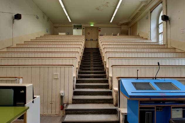Wien, Zahnklinik im Alten AKH, Hörsaal