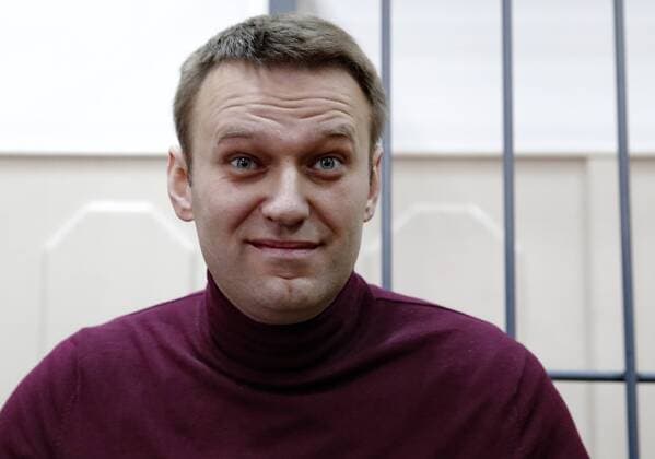 ITAR-TASS: MOSCOW, RUSSIA. FEBRUARY 28, 2014. Opposition leader Alexei Navalny appears in Moscow s Basmanny District Court for a hearing into his case. Navalny has been placed under house arrest for violating travel restrictions and forbidden from using the Internet.  Aufmacher 20178128