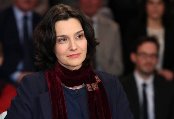 Katja Petrowskaja (Schriftstellerin) in der ZDF-Talkshow maybrit illner am 20.03.2014 in Berlin Thema der Sendung: Putins Alleingang - Droht jetzt Krieg in Europa?