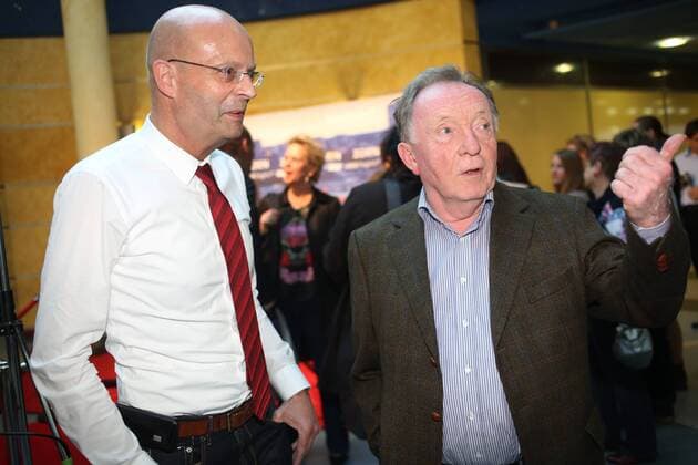 290414 Halle Saale Film Vorpremiere im Cinemaxx Kino Halle Zorn Tod und Regen Roter Teppich Misel Maticevic Mi el Mati evi (Zorn) und Axel Ranisch (Schröder) Oberbürgermeister Bernd Wiegand Peter Sodann