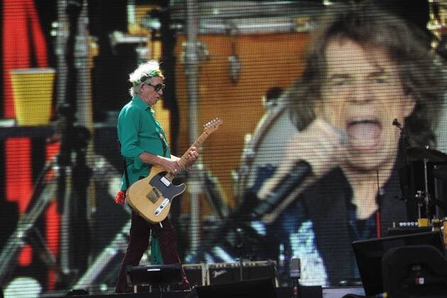 Keith Richards - geboren am 18. Dezember 1943 in Dartford, Grafschaft Kent, England Grossbritannien - gibt mit seiner Rockband The Rolling Stones ein Konzert in der Waldbühne.