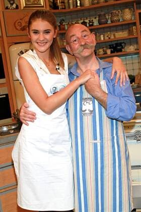 ZDF - Lafer! Lichter! Lecker!. Stefanie Giesinger ( Germany s next Topmodel 2014 ) und Fernsehkoch Horst Lichter anläßlich der Aufzeichnung der ZDF - Kochshow Lafer! Lichter! Lecker! am 20.06.2014 in Hamburg. ( ST: vorauss. 12.07.2014 )