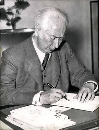 Jan. 27, 1955 - 71st birthday of Prof. House: On January 31st the president of the German Federal Republic Prof. Theodor Heuss will celebrate his 71st birthday.  - ZUMAk09