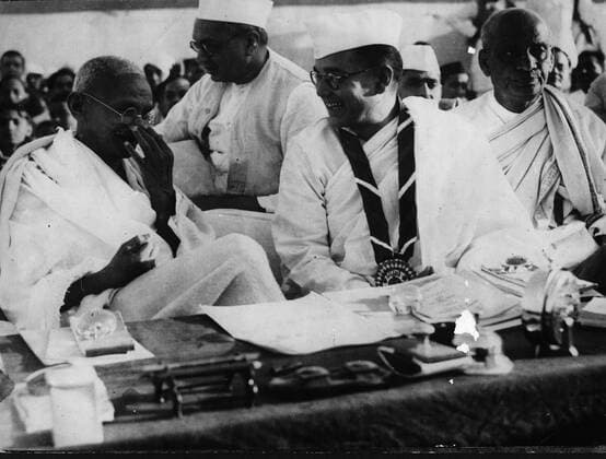 IMAGO ICONS: Mahatma Gandhi May 6, 1931 - Delhi, India - Religious leader MAHATMA GANDHI attending the 51st Indian National Congress. Delhi India  - ZUMAk09